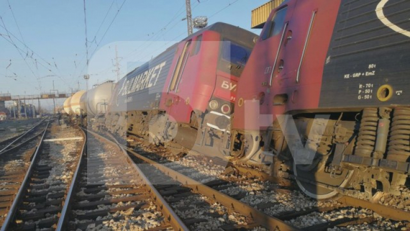 Първи СНИМКИ от тежкия влаков инцидент в Пловдив