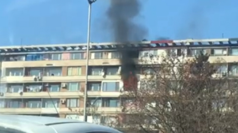Голям пожар в столичния квартал "Хиподрума" (СНИМКИ/ВИДЕО)