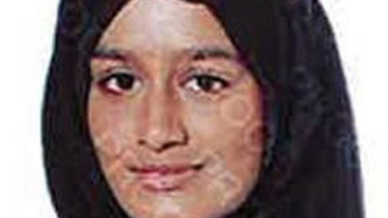 Британската ученичка, която пристана на ИДИЛ, роди момченце