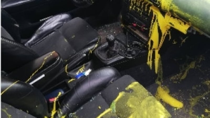 Вандали потрошиха колата на общински съветник във Видин (СНИМКА)