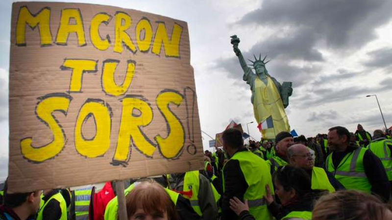 Le Monde: В съботния протест на „жълтите жилетки“участваха 39 300 манифестанти, в Париж те бяха 4000