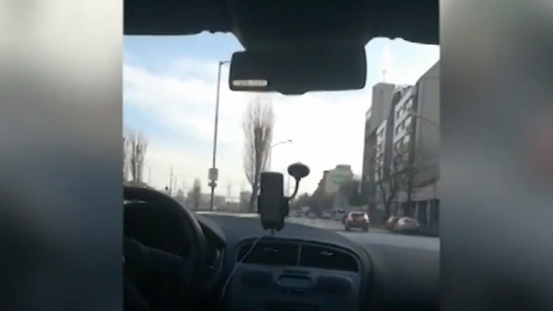 Руска фирма наема незаконно таксиметрови шофьори у нас и върти страшни далавери (ВИДЕО)