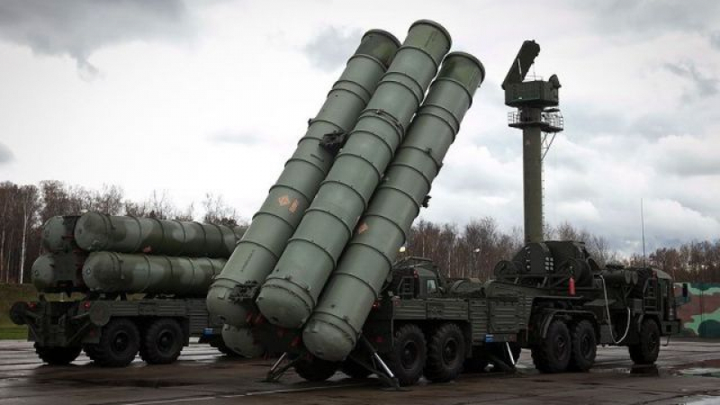 Вашингтон предупреди сериозно Турция за покупката на руски ракети С-400