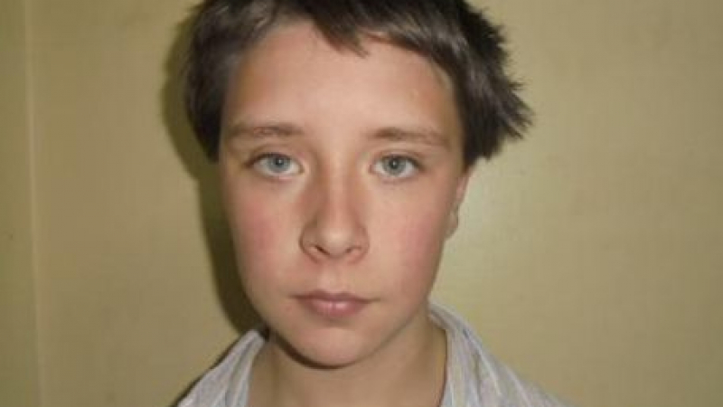 13-годишният Асен не се е прибирал от седмица у дома, родителите му го търсят под дърво и камък (СНИМКА)