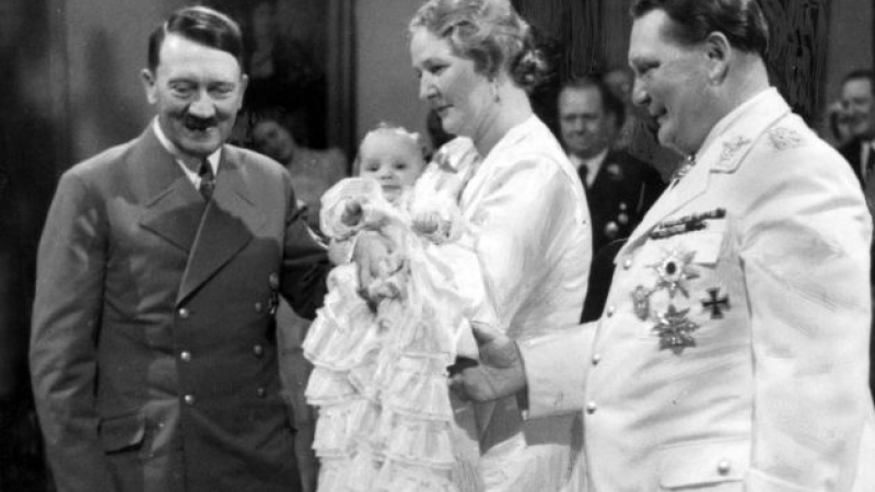 Щерката на Гьоринг и кръщелница на Хитлер умря „тайно“ от всички, положиха я в безименен гроб