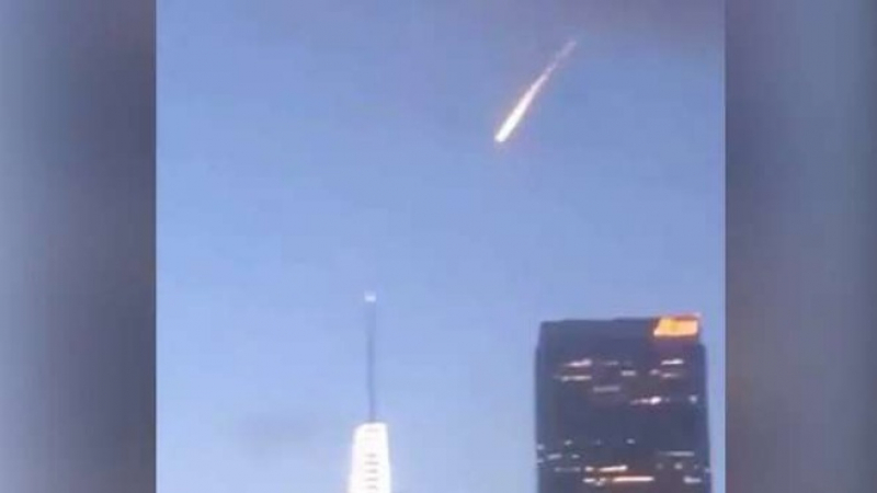 Лос Анджелис настръхна заради мистериозен метеор в небето (СНИМКА/ВИДЕО)