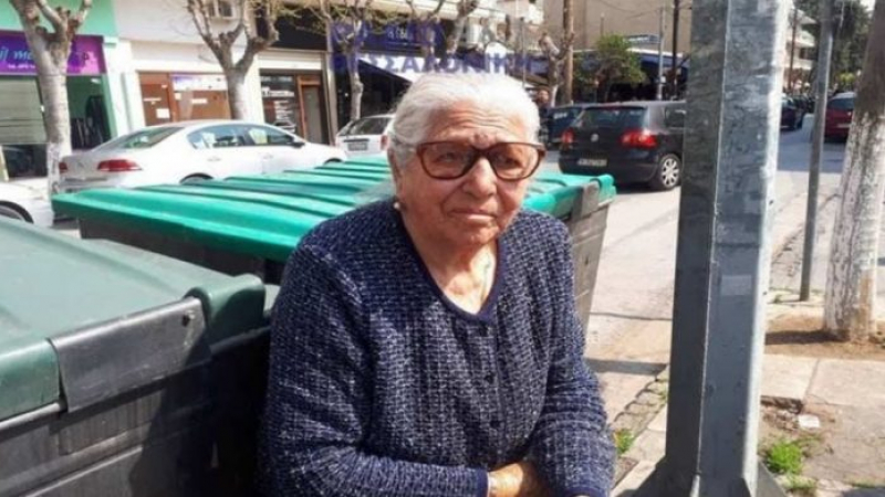 Арест на възрастна продавачка на чорапи разбуни духовете в Солун 