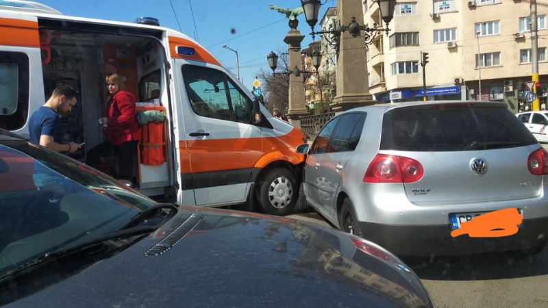 Сигнал до БЛИЦ: Адско меле с линейка в София 