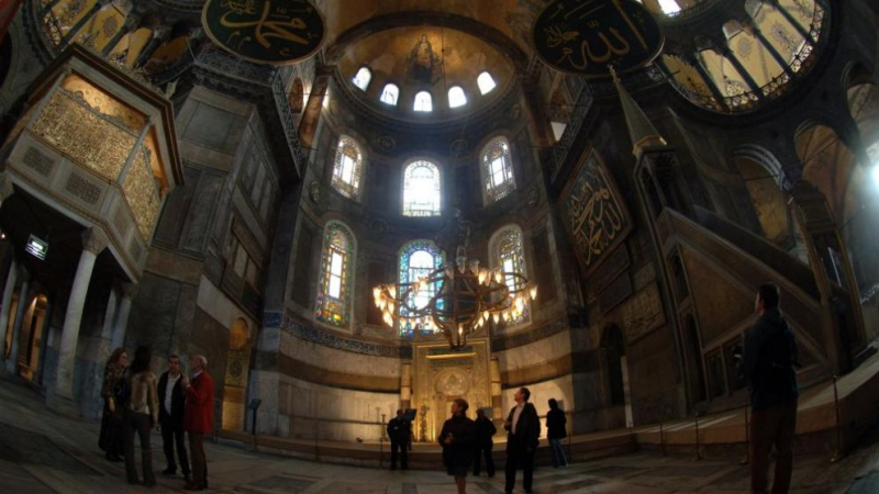 Ердоган обясни за промяната на статута на „Света София“ в Истанбул