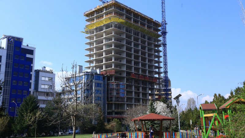 Съдът реши окончателно съдбата на небостъргача "Златен век" в София
