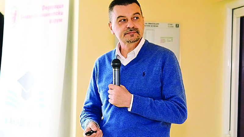 Проф. д-р Емил Паскалев: Всеки осми българин е с хронична бъбречна недостатъчност
