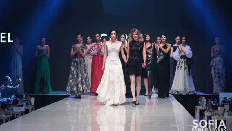 Световни гост-дизайнери на сцената на Sofia Fashion Week (СНИМКИ)