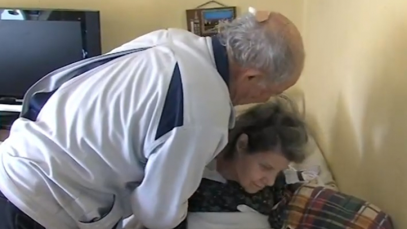 Лекари се оправдават за гаврата с парализираната жена, викана на ТЕЛК