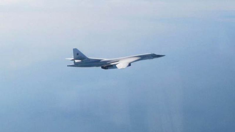 Напрежение в небето! Кралските ВВС вдигнаха по спешност изтребители над Средиземно море заради два руски Ту-160