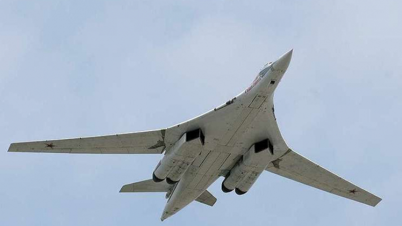 Лондон обяви за екшън в небето между два руски Ту-160 и британски изтребители Eurofighter Typhoon