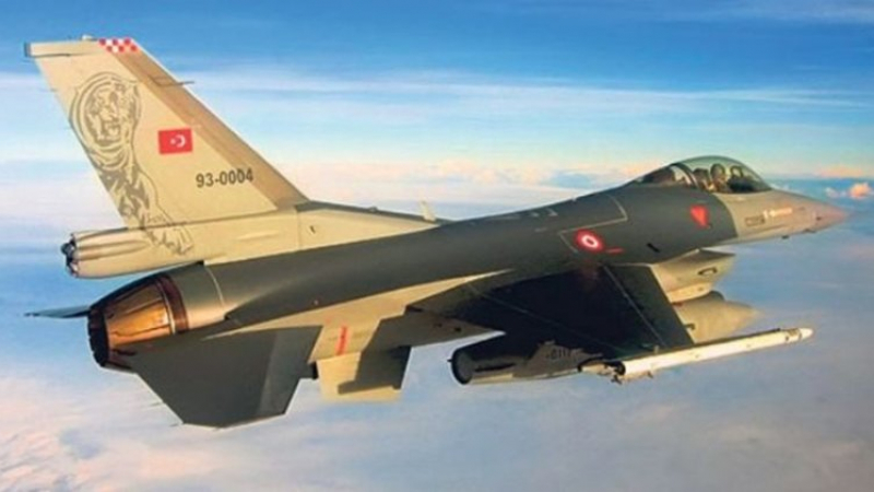 Пентагонът приземи турската бойна авиация