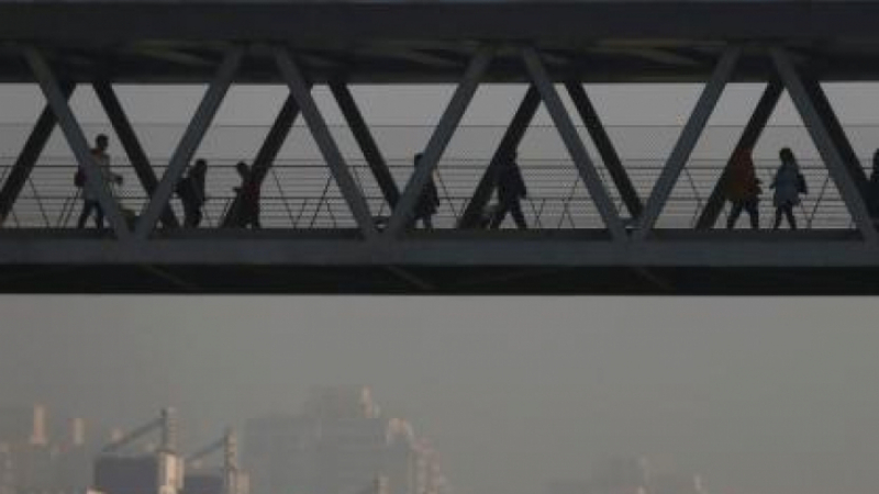 МВнР с извънредни подробности за падналия от мост в Пекин Николай и майка му!