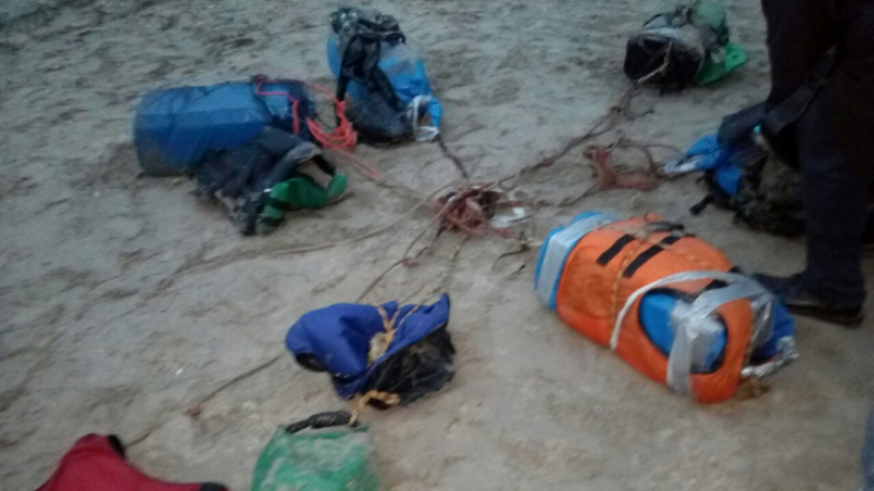 След открития кокаин: Тълпи от туристи край Шабла, отишли да “спортуват” на плажа