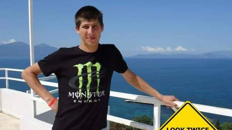 Трагедията е неописуема: Мотористът, който загина в Карловско, готвел сватба
