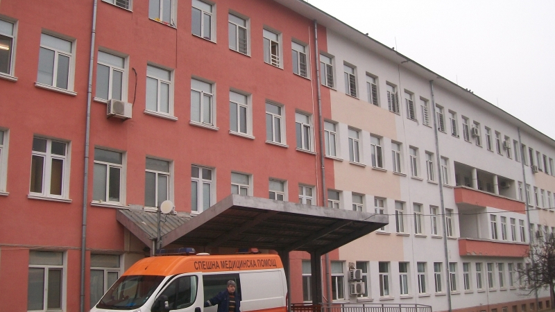 Немска овчарка нападна дете във Враца, линейка и полиция летят към мястото