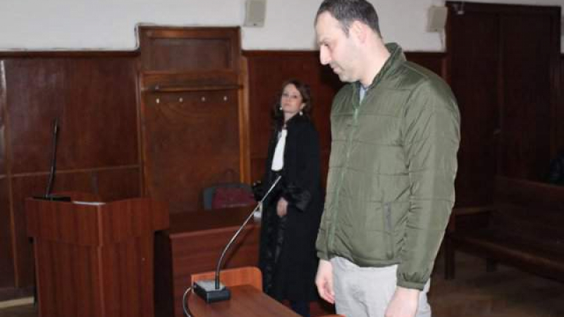 Само 44 месеца затвор за Делян, който уби 16-годишните Никол и Даяна 