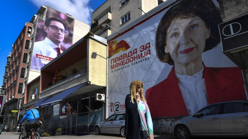 Кандидатът на ВМРО-ДПМНЕ води убедително на изборите в Северна Македония