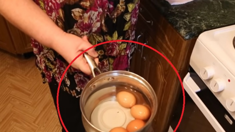 Това е начинът за варене на перфектните яйца за Великден (ВИДЕО)