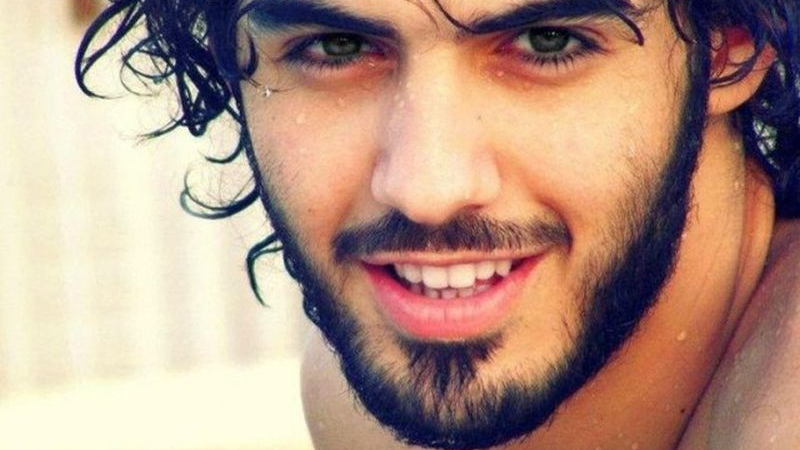 Омар Боркан бе изхвърлен от Саудитска Арабия, защото е твърде красив! Но къде е той сега?