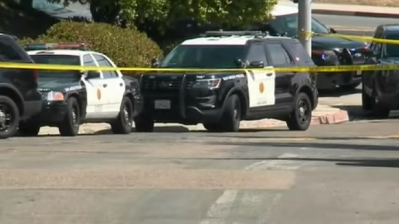 Нападател разстреля вярващи в синагога в Калифорния (СНИМКИ)