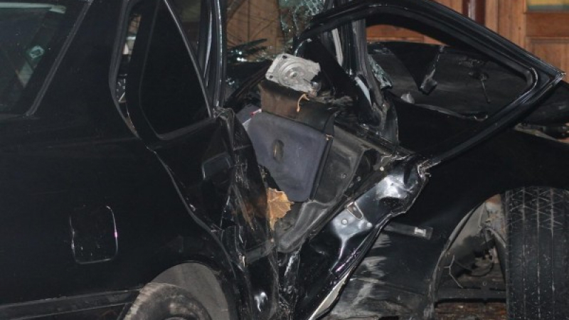 19-годишен шофьор направи страшно меле във Врачанско, а гаджето му...