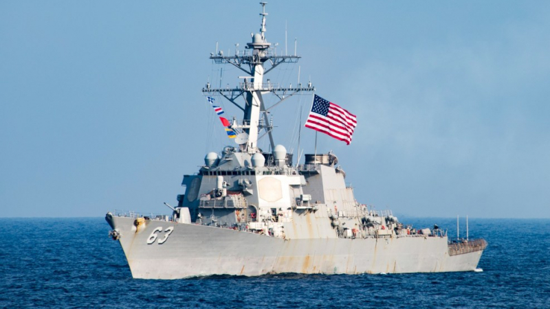 Два бойни кораба на САЩ вбесиха Китай, прекосявайки Тайванския проток