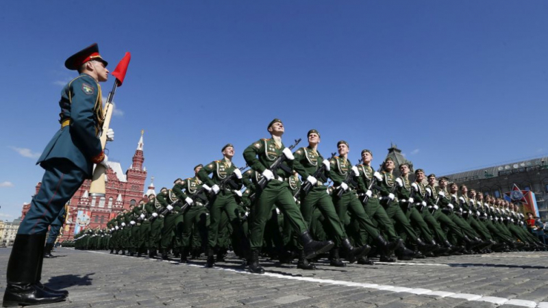 Подготвят зрелищен военен парад на 9 май в Москва