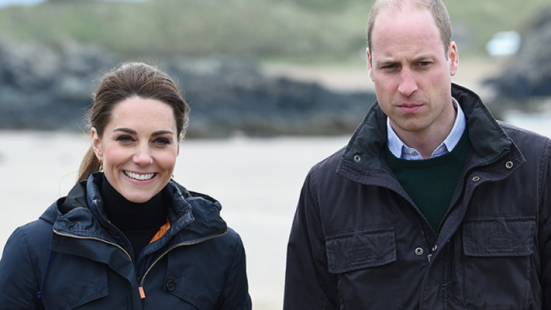 Принц Уилям и Кейт Мидълтън отидоха на плаж и показаха гнусни СНИМКИ
