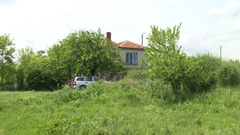 Шокиращи версии какво отприщило касапницата в Сливенско: Убито животно или любовна афера