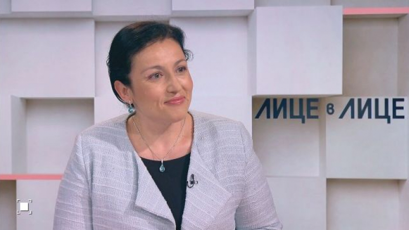 Министър Десислава Танева разкри има ли къща за гости