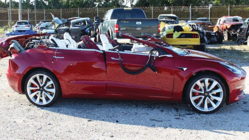 Автопилот на Tesla Model 3 уби водача си за 10 секунди (ВИДЕО)