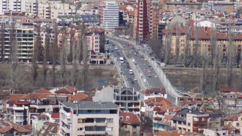 Безпрецедентна спасителна акция край моста на Герджика в Пловдив