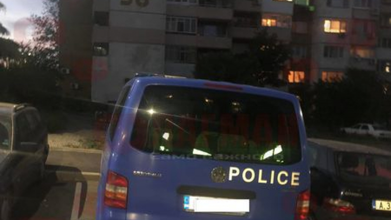 Бургаски квартал почерня от полиция, спецченгета с бронежилетки щъкат навсякъде