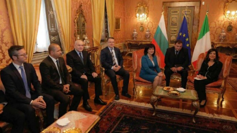 Караянчева: България високо цени отличните си отношения с Италия (СНИМКИ)