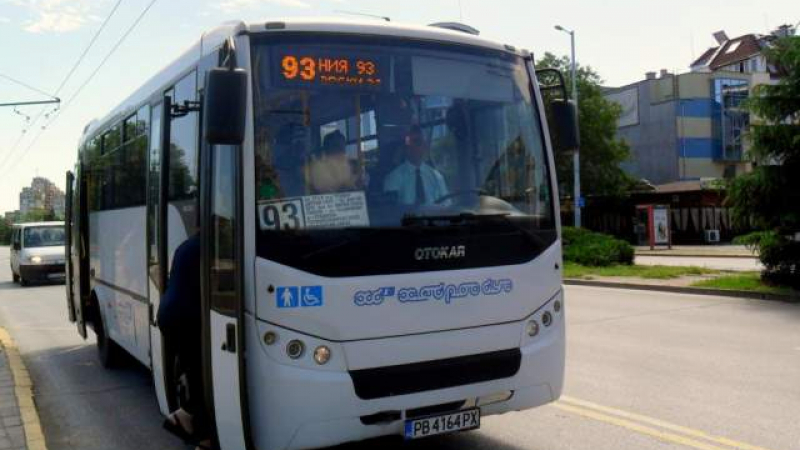 Екшън! Побеснял пътник млати шофьор от градския транспорт в Пловдив