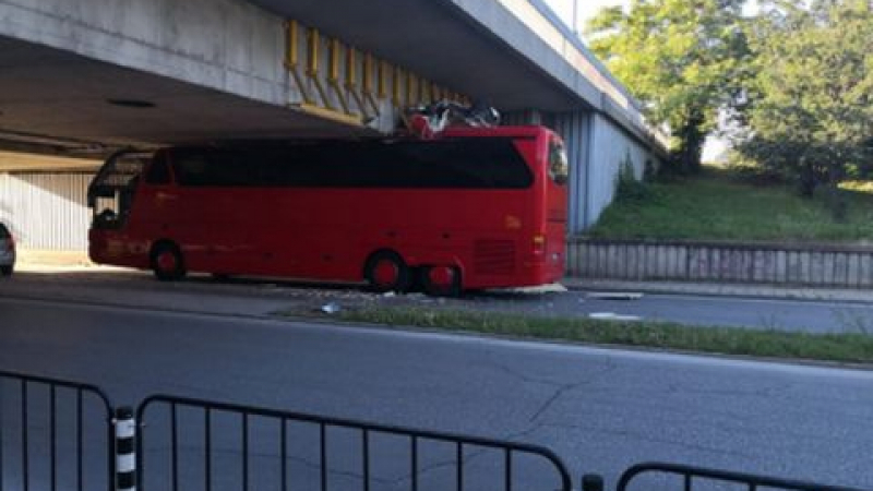 МВР с подробности за шантавата ситуация с македонски автобус в Пловдив