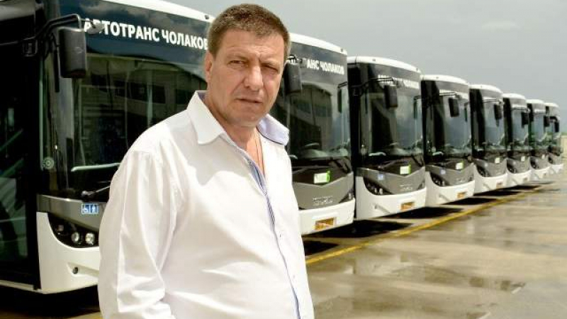В Пловдив превозвач намери плик с пари и чака обаждания, но има уловка