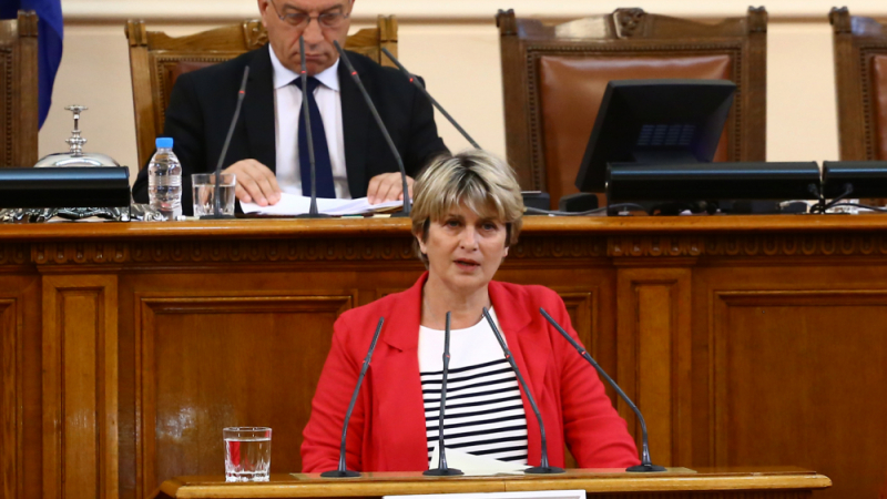 И Весела Лечева се гласи за кметски пост, впуска се в битка за...