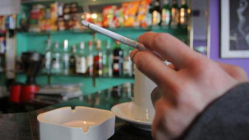В Сърбия готвят забрана за пушене на закрито