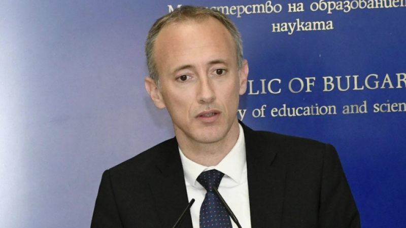 Образователният министър обяви смайващи заплати във висшите училища