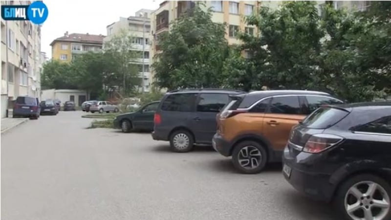 Бележка на кола в София взриви мрежата, нечий живот се преобърна СНИМКА