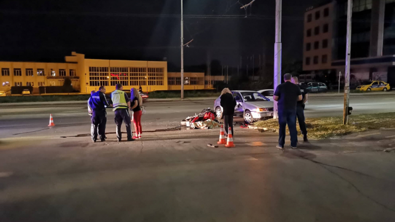 Само в БЛИЦ: Трагедията със загиналия моторист във Варна е неописуема! (СНИМКИ)