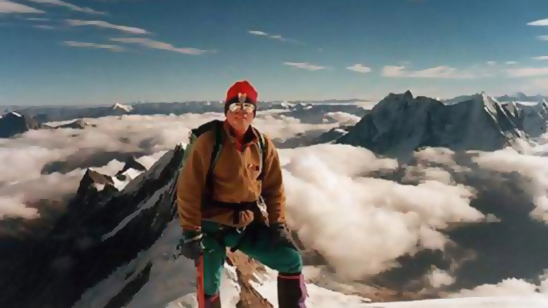 Алпинистът Дойчин Василев на 75 г.: Изкачване, което завършва със смърт, е нищо!