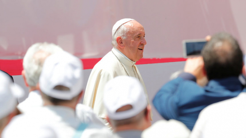 Папа Франциск отправи странен призив към мюсюлманите