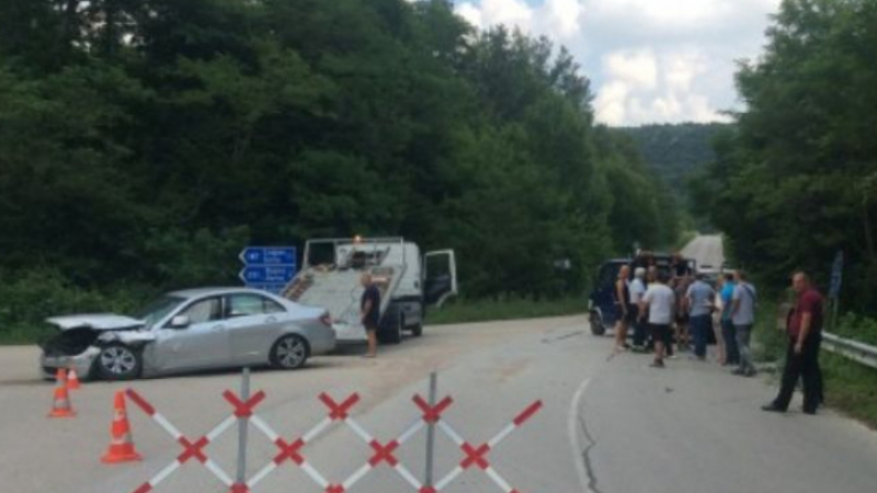 Лоши новини от болницата след катастрофата в Ловешко